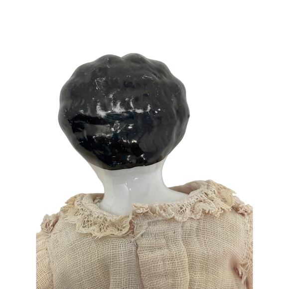1880s China Head Doll Sewn on Clothing Soft Limbs with Straw or Similar Fill - Picture 5 of 6